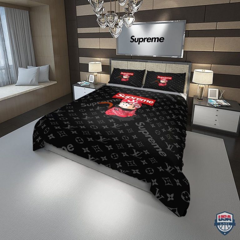 Louis-Vuitton-Supreme-Dragon-Ball-Bedding-Set-1