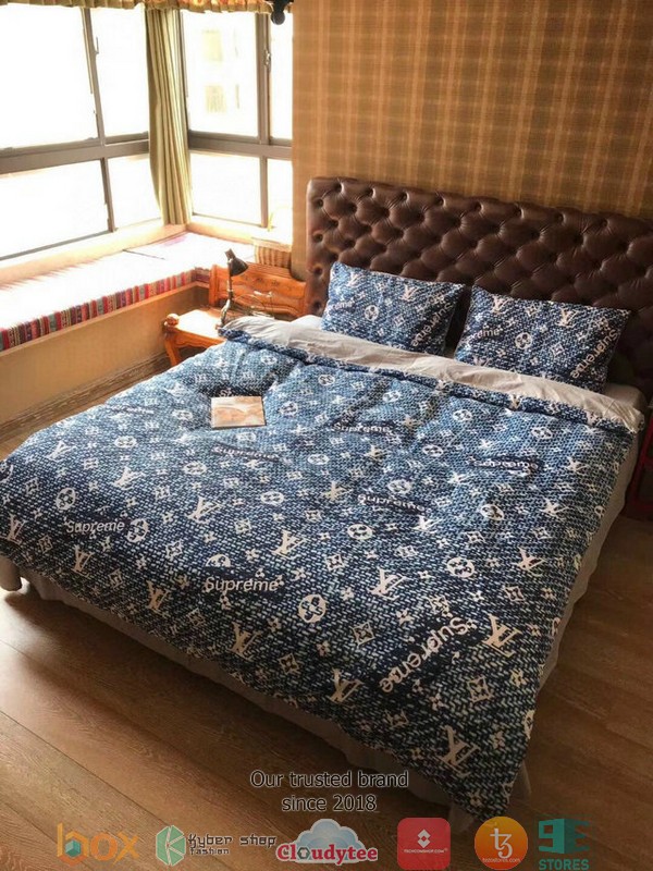 Louis Vuitton Supreme Navy Blue Duvet Cover Bedding Set Louis Vuitton Supreme Navy Blue Duvet Cover Bedding Set