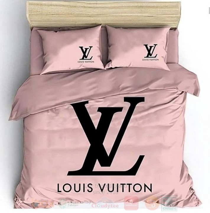 Lv Louis Vuitton Full Pink Inspired Bedding Set Lv Louis Vuitton Full Pink Inspired Bedding Set