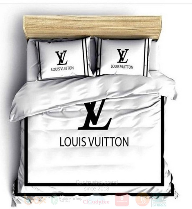Lv Louis Vuitton White Inspired Bedding Set Lv Louis Vuitton White Inspired Bedding Set