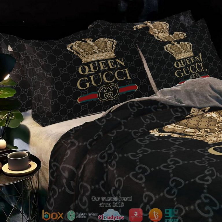 Queen-Gucci-Black-Quilt-Bedding-Set-2