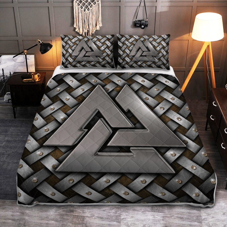 Silver-Valknut-Quilt-Bedding-Set-1