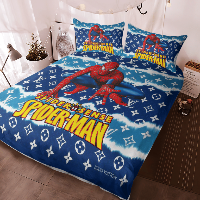Spider-Man-Louis-Vuitton-Bedding-Set-2