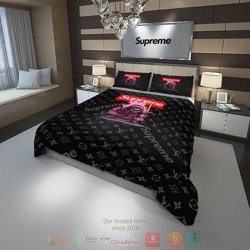 Star Wars Supreme Louis Vuitton Brand Black Pattern Quilt Bedding Set Star Wars Supreme Louis Vuitton Brand Black Pattern Quilt Bedding Set