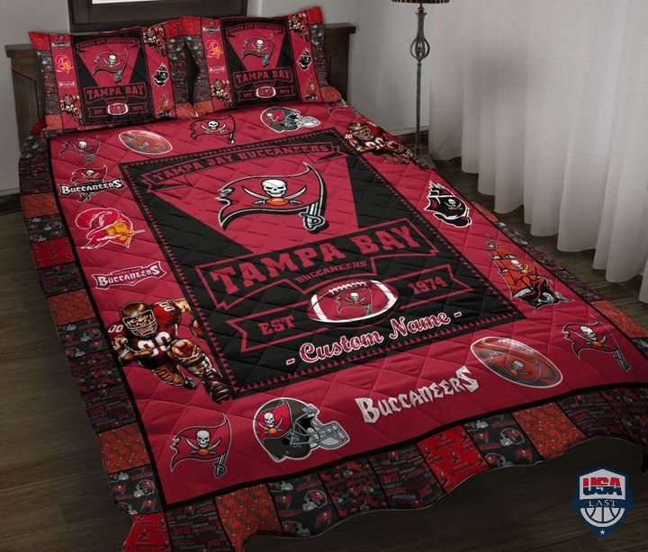 Tampa-Bay-Buccaneers-Nfl-Logo-History-Personalized-Bedding-Set-1