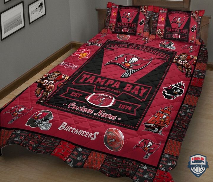 Tampa-Bay-Buccaneers-Nfl-Logo-History-Personalized-Bedding-Set-2