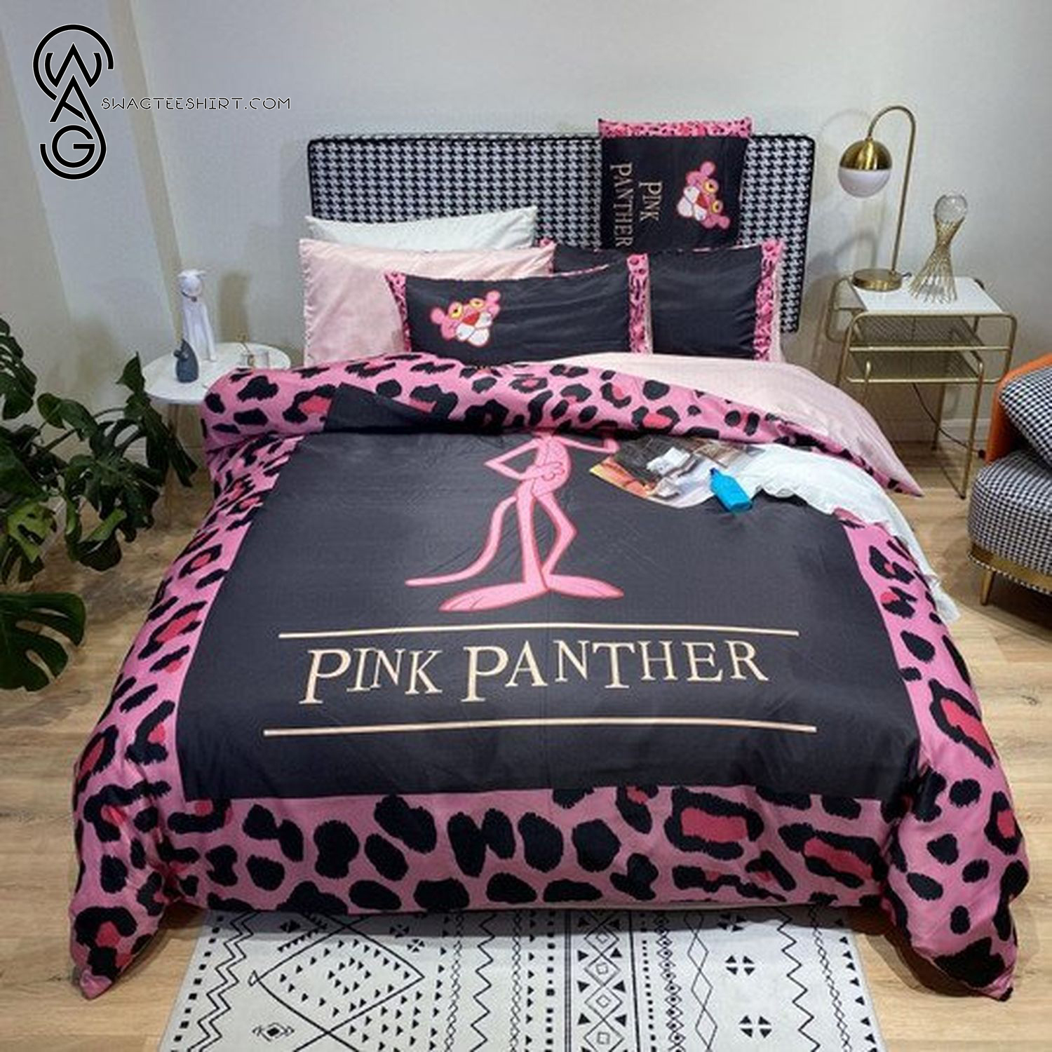 The Pink Panther Show Symbol All Over Print Bedding Set The Pink Panther Show Symbol All Over Print Bedding Set