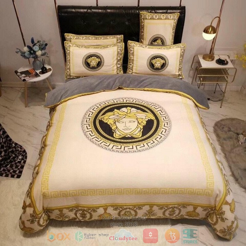 Versace England Luxury Brand Quilt Bedding Set Versace England Luxury Brand Quilt Bedding Set