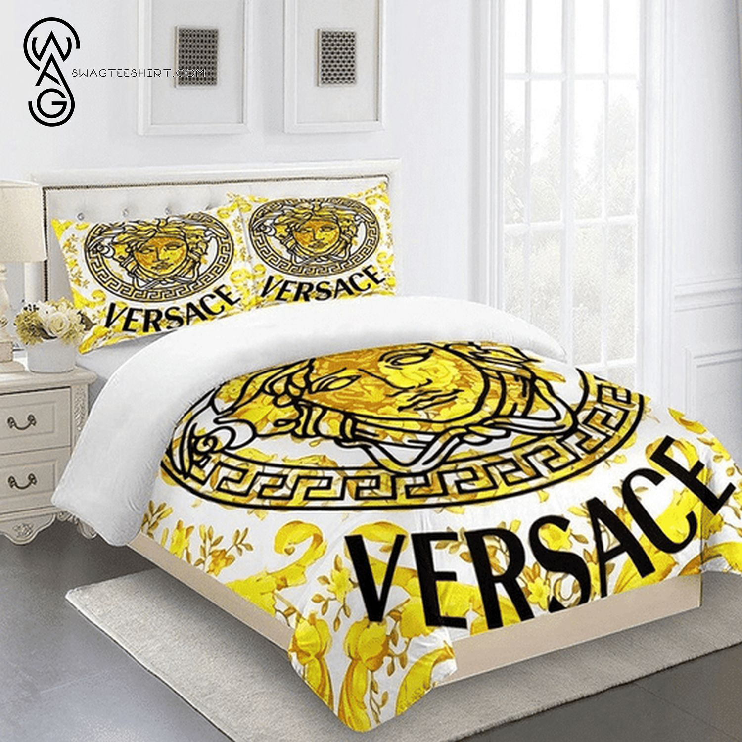 Versace Gold White Logo All Over Print Bedding Set Versace Gold White Logo All Over Print Bedding Set