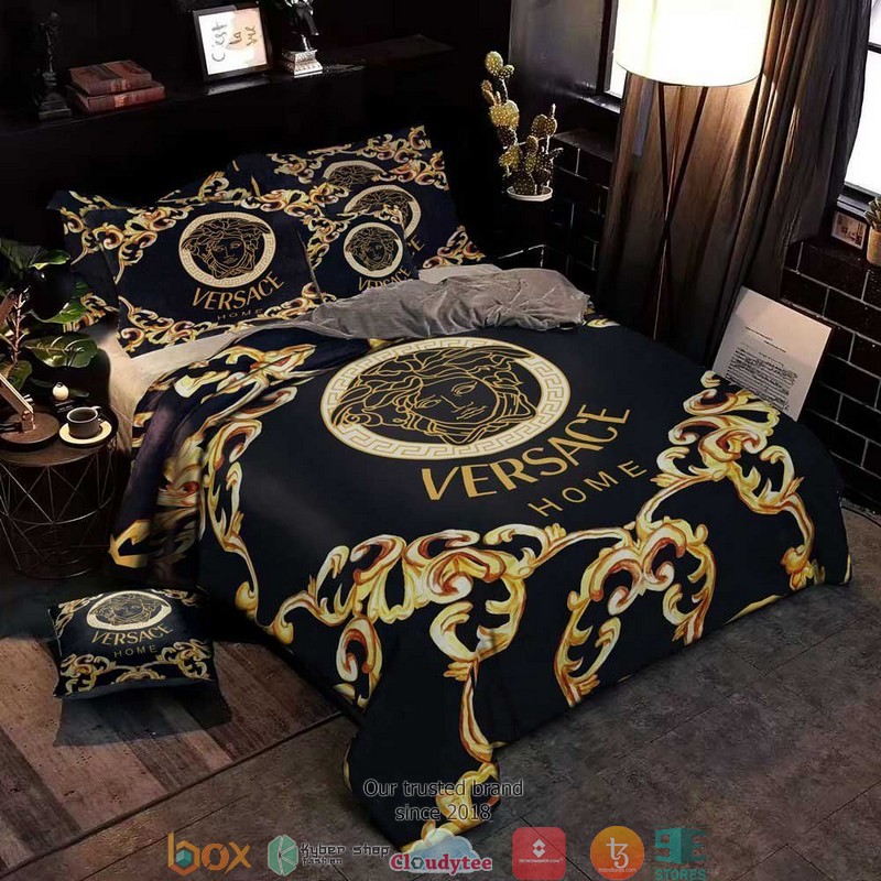 Versace Home Black Gold Quilt Bedding Set Versace Home Black Gold Quilt Bedding Set