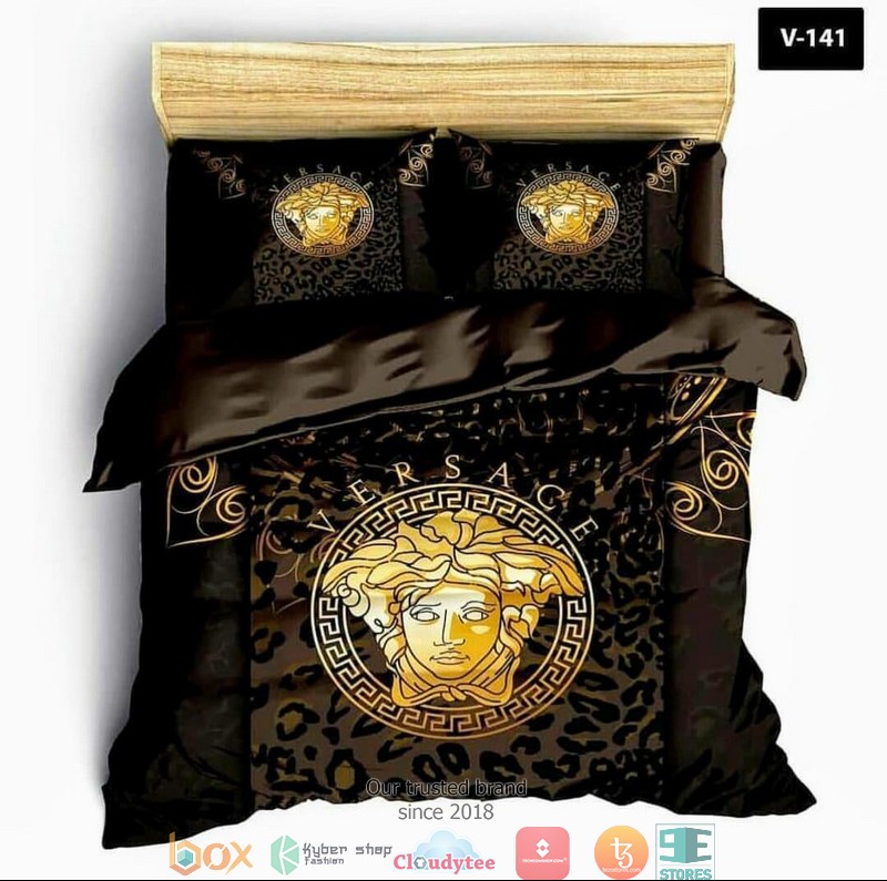 Versace Leopard Pattern Brown Quilt Bedding Set Versace Leopard Pattern Brown Quilt Bedding Set