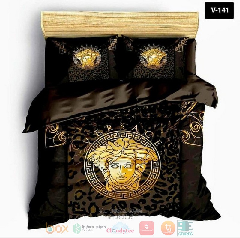 Versace Leopard Pattern Quilt Bedding Set Versace Leopard Pattern Quilt Bedding Set