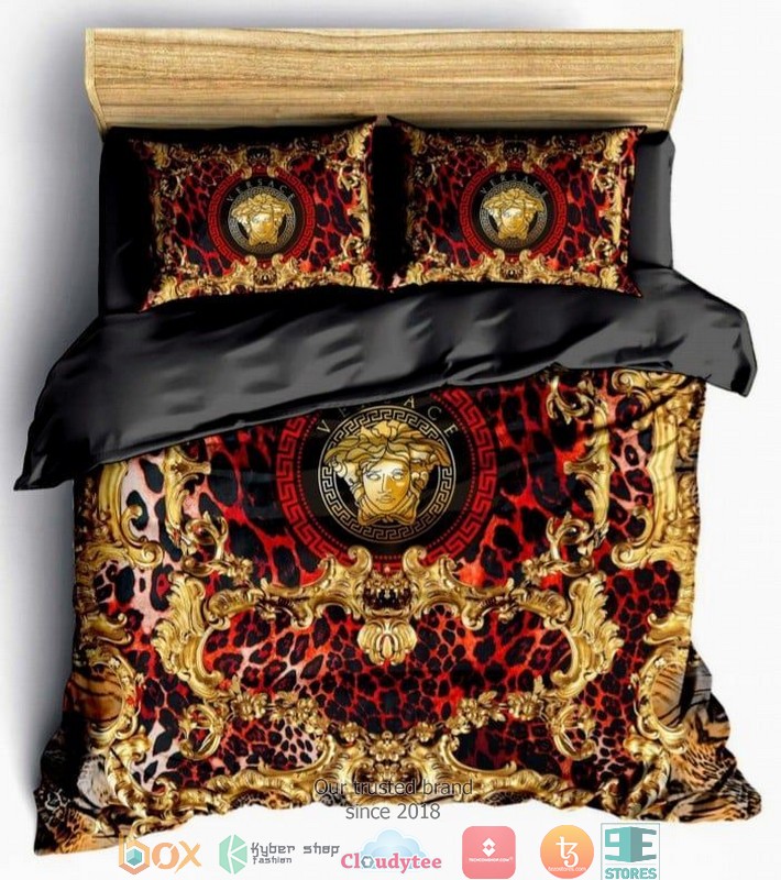 Versace Leopard Pattern Red Quilt Bedding Set Versace Leopard Pattern Red Quilt Bedding Set
