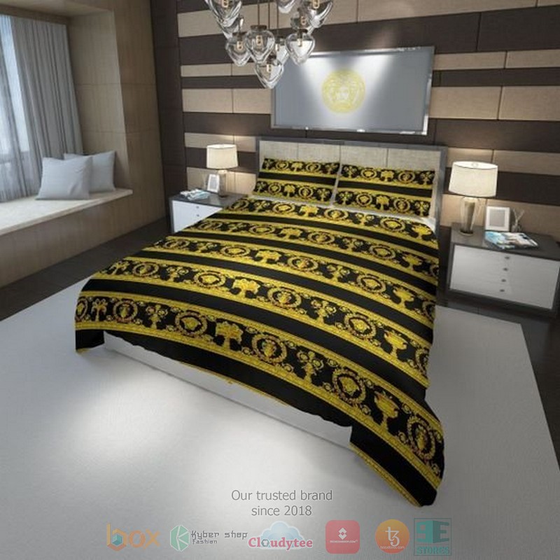 Versace Luxury Brand Logo Bedding Set Versace Luxury Brand Logo Bedding Set