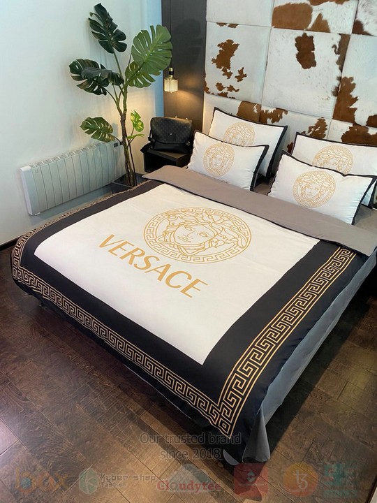 Versace Pattern White-Black Inspired Bedding Set Versace Pattern White-Black Inspired Bedding Set