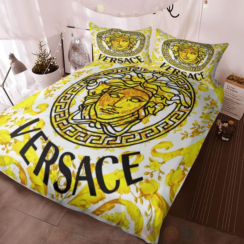 Versace Yellow Luxury Brand Bedding Set Versace Yellow Luxury Brand Bedding Set