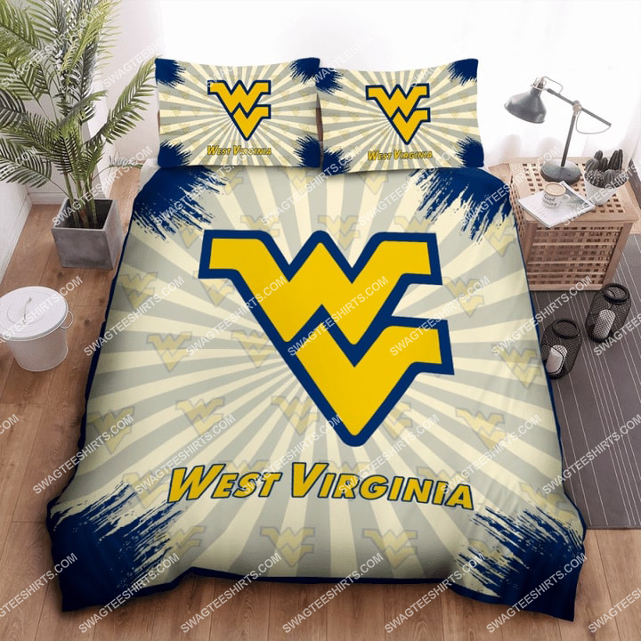 West Virginia Mountaineers Football All Over Print Bedding Set West Virginia Mountaineers Football All Over Print Bedding Set