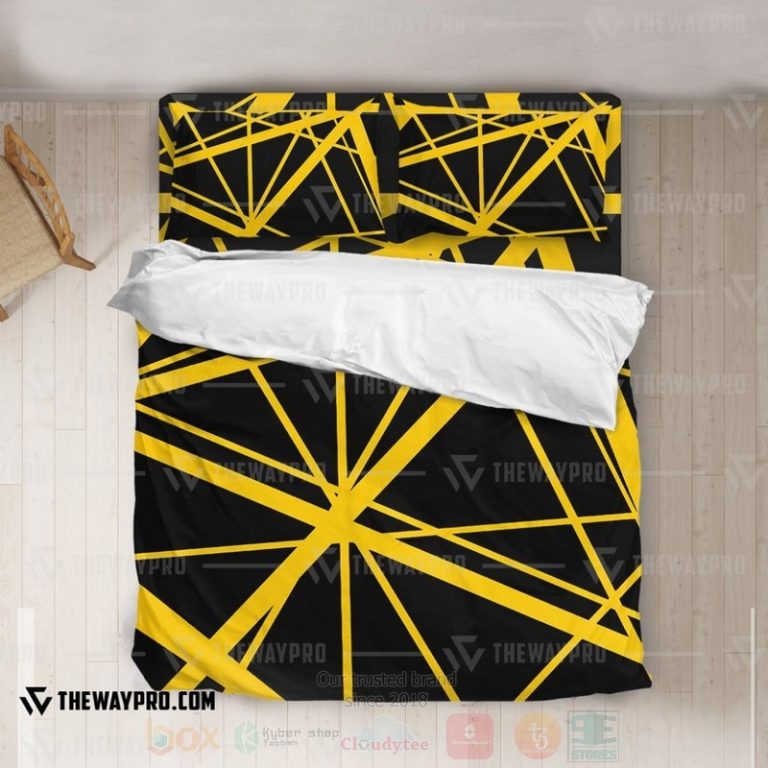 Yellow-Frankenstrat-Strings-Custom-Yellow-Black-Bedding-Set-2