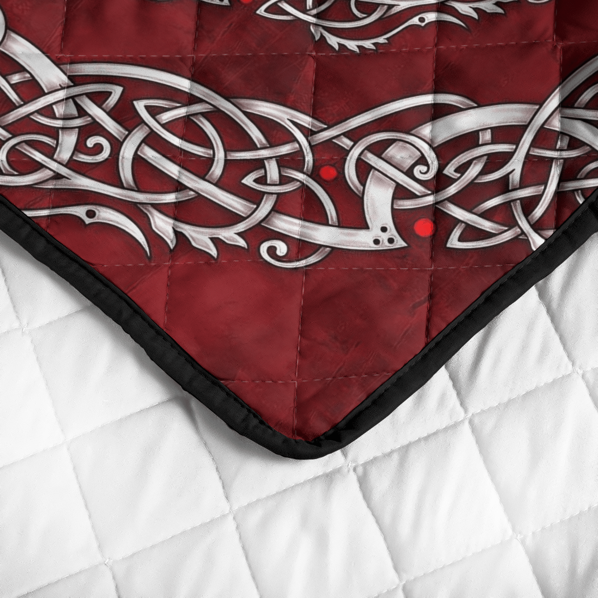Yggdrasil Vegvisir Red Quilt Bedding Set Yggdrasil Vegvisir Red Quilt Bedding Set