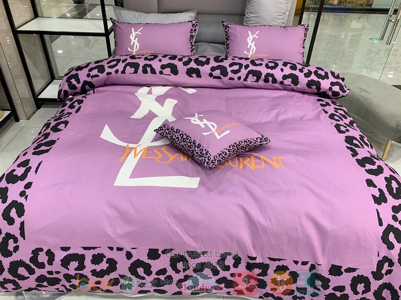 Ysl Yves Saint Laurent Luxury Brand Leopard Pink Bedding Set Ysl Yves Saint Laurent Luxury Brand Leopard Pink Bedding Set
