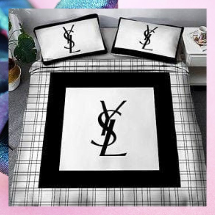Yves-Saint-Laurent-White-Black-Quilt-Bedding-Set-2